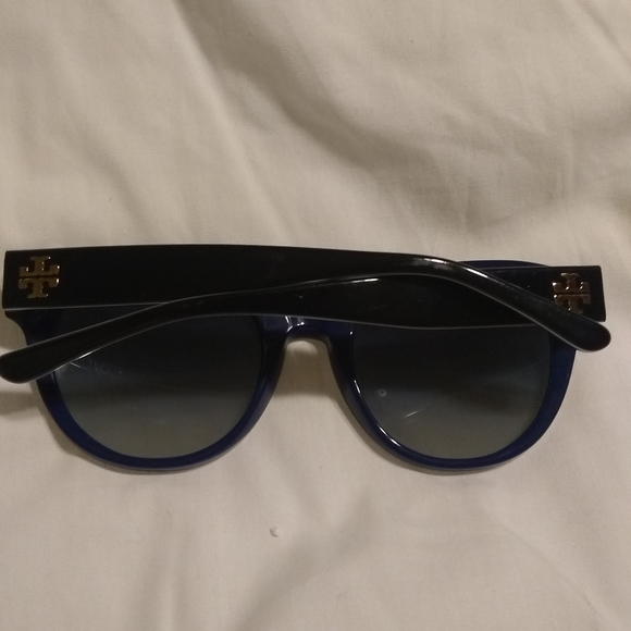 Tory Burch (BLUE) frame sunglasses main image 12